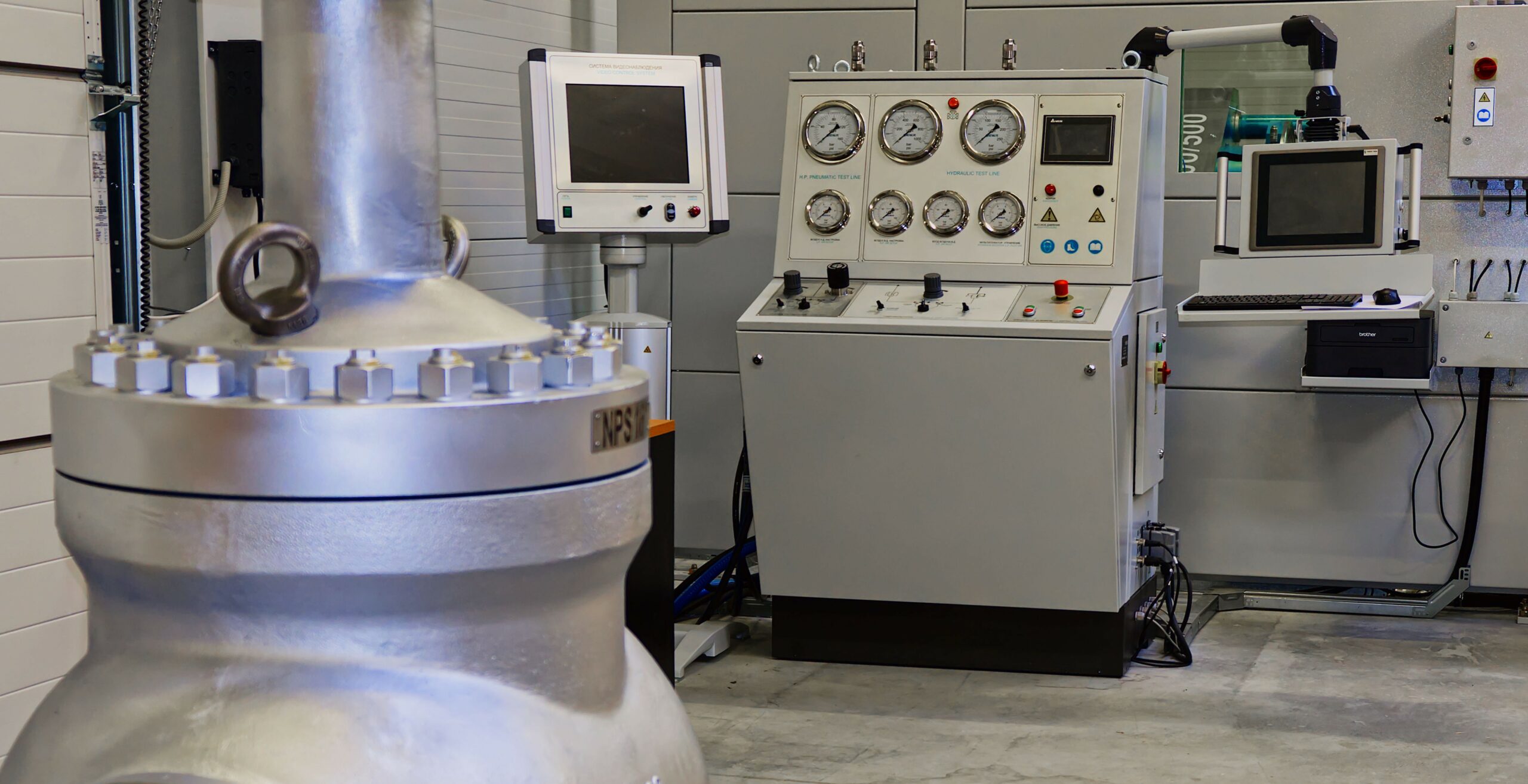 Equipment for pressure test of industrial valves VALVEA s.r.o.